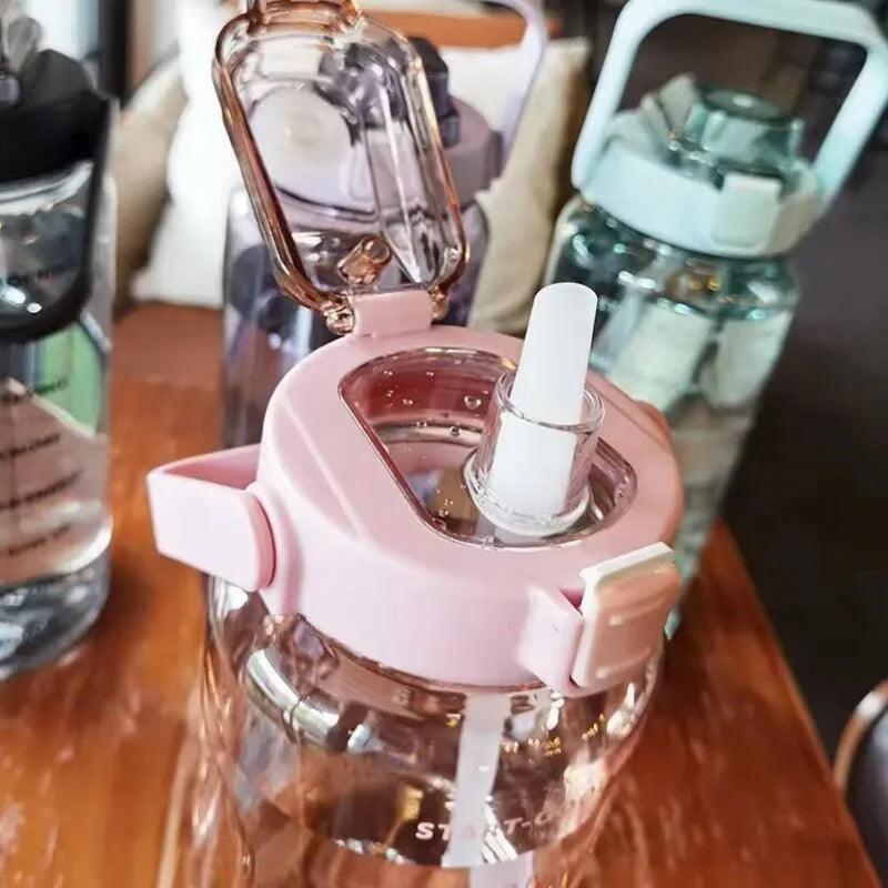 Large Capacity Plastic Straw Portable Sports Straw Water Bottle With Time Marker 2L Large Capacity Cup,Water Jug With Handle