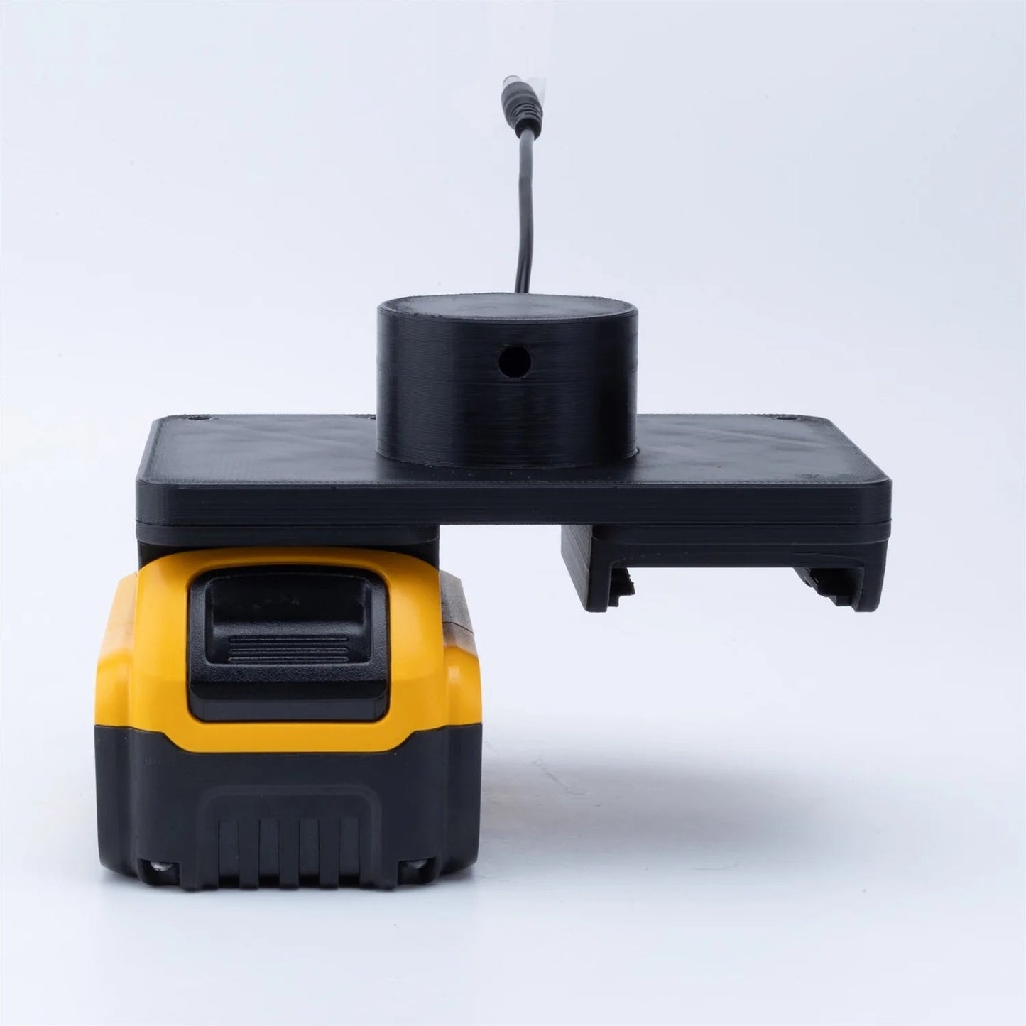 Starlink Mini Adapter for Dewalt 20v 60V Batteries. Provides power supply for Starlink Mini(No Batteries)