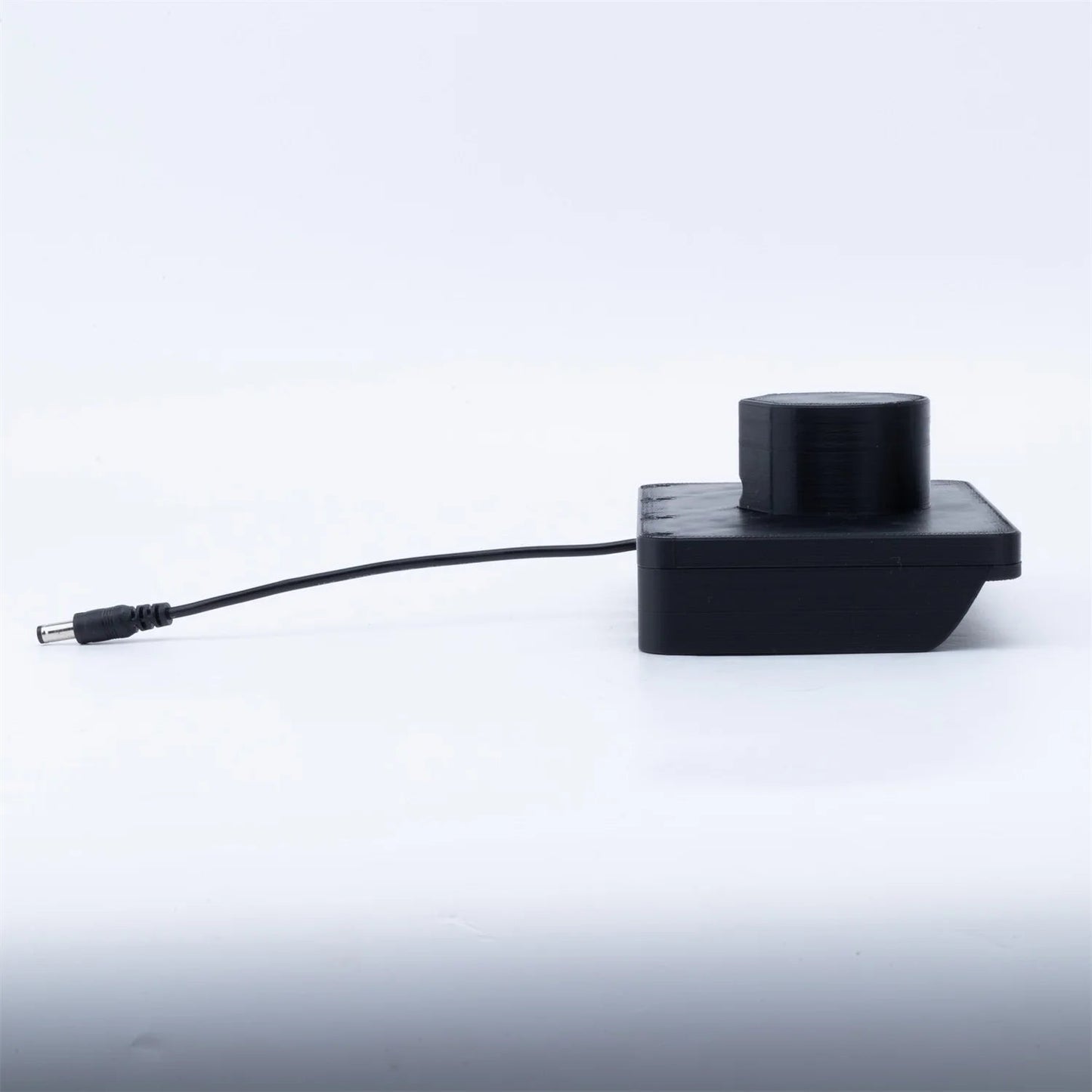 Starlink Mini Adapter for Dewalt 20v 60V Batteries. Provides power supply for Starlink Mini(No Batteries)
