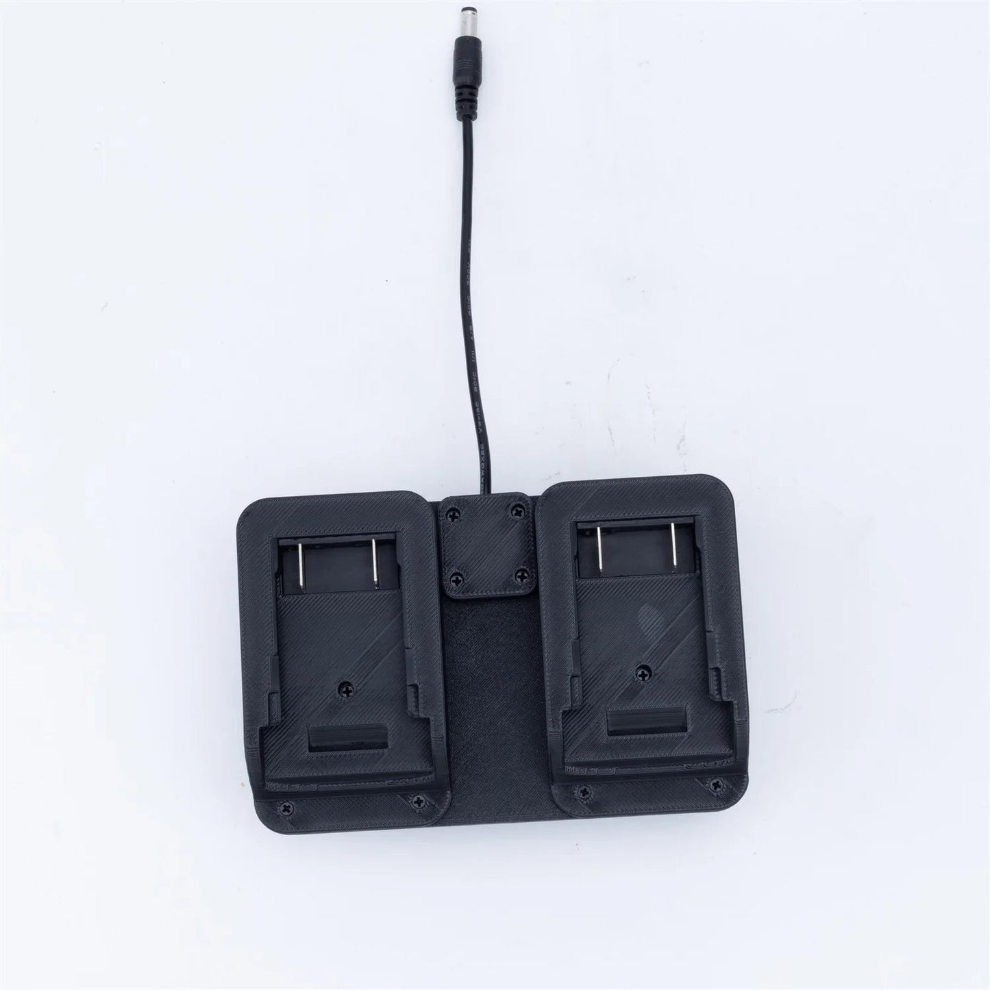 Starlink Mini Adapter for Dewalt 20v 60V Batteries. Provides power supply for Starlink Mini(No Batteries)