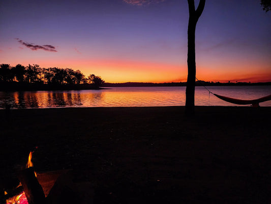 Lake Wivenhoe Camping - Open Cut Off-Grid
